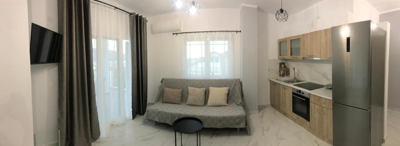 Bafas Apartments Plataria Exterior photo
